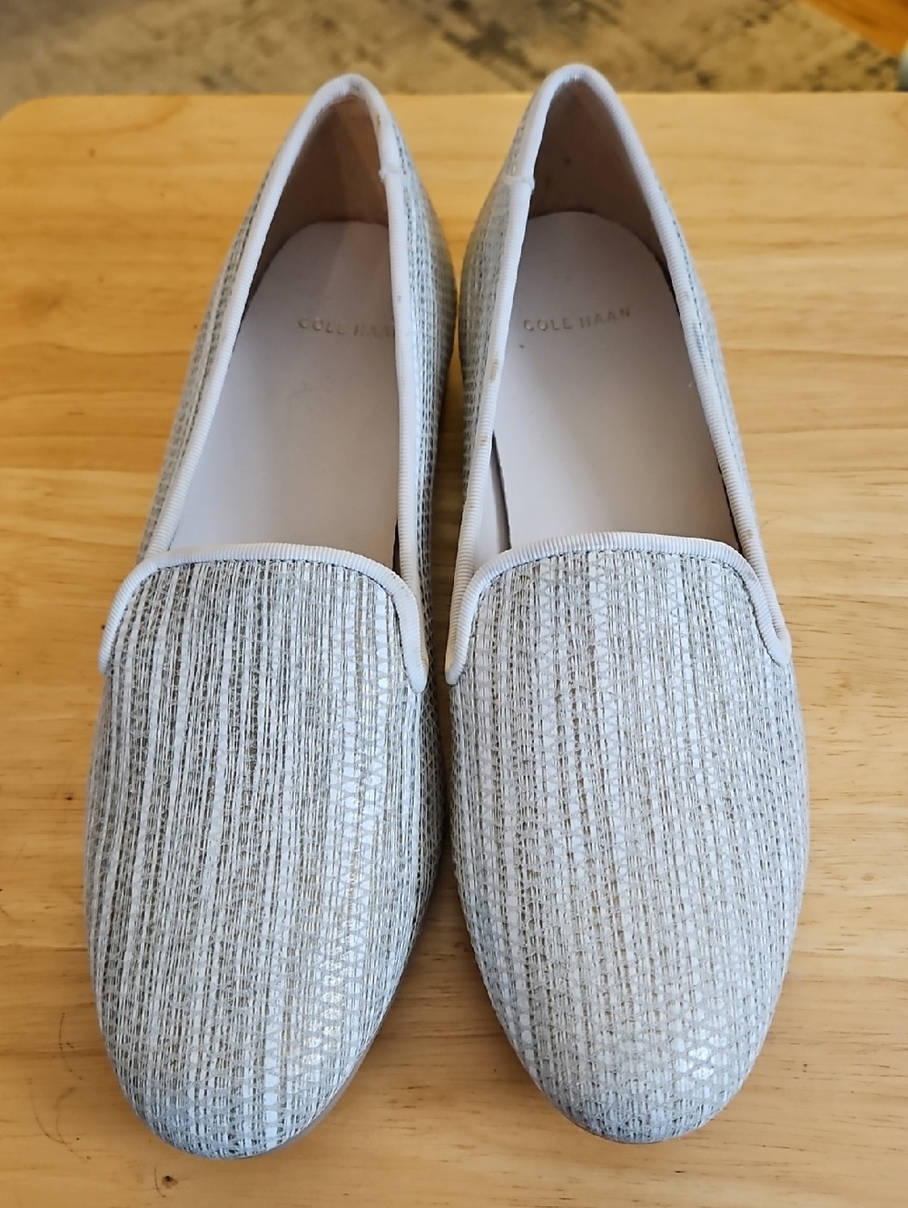 COLE HAAN SABRINA Women's Ivory Brown Slip-On Loafers Flats Shoes - 8B  NEW